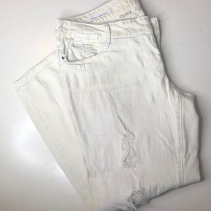 Decree Super Skinny Distressed size 13 stretch